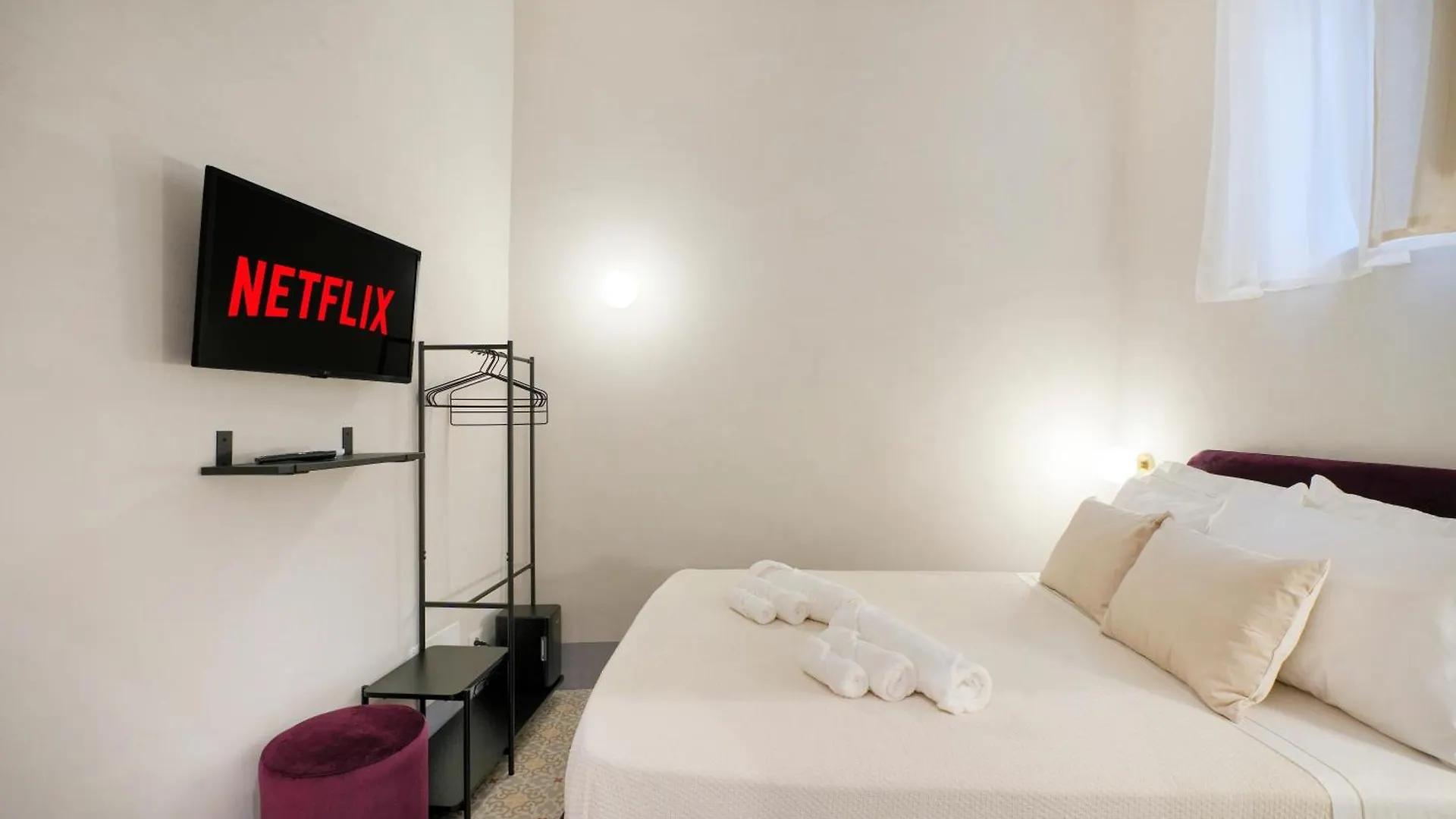 Guest house Mimi'S Rooms - Charming Old Town Bari Italy